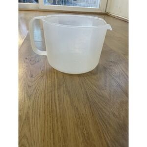 Tupperware Mix N Stor Plus 2L 8 Cup‎ English / Metric Measuring Batter Bowl 2 Qt